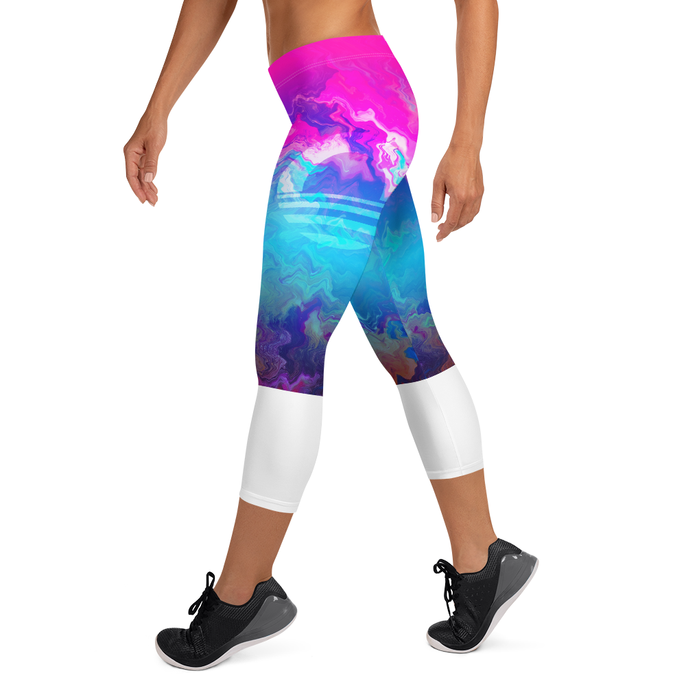 Women's Capri Tights - Mountain Dream