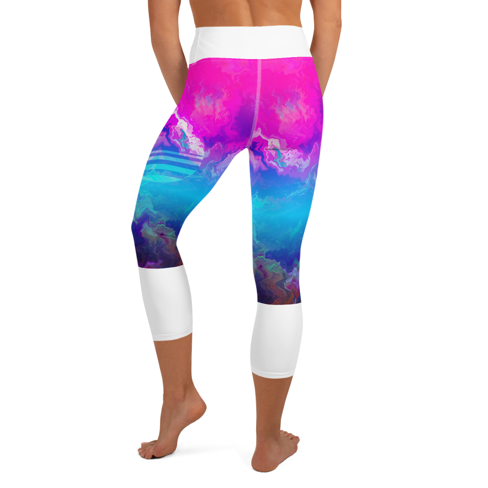 Women's Yoga Capri Tights - Mountain Dream
