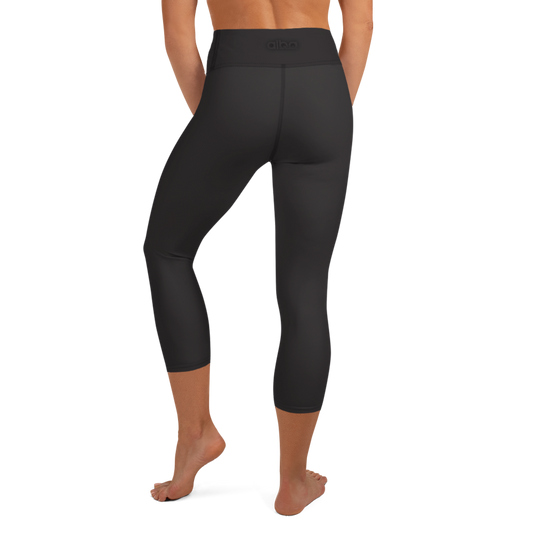 Women's Yoga Capri Tights - Black Out